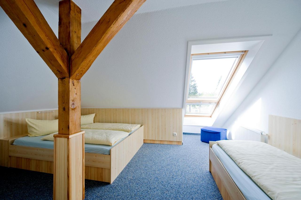 Sportpark Rabenberg Hotel Брайтенбрун Екстериор снимка