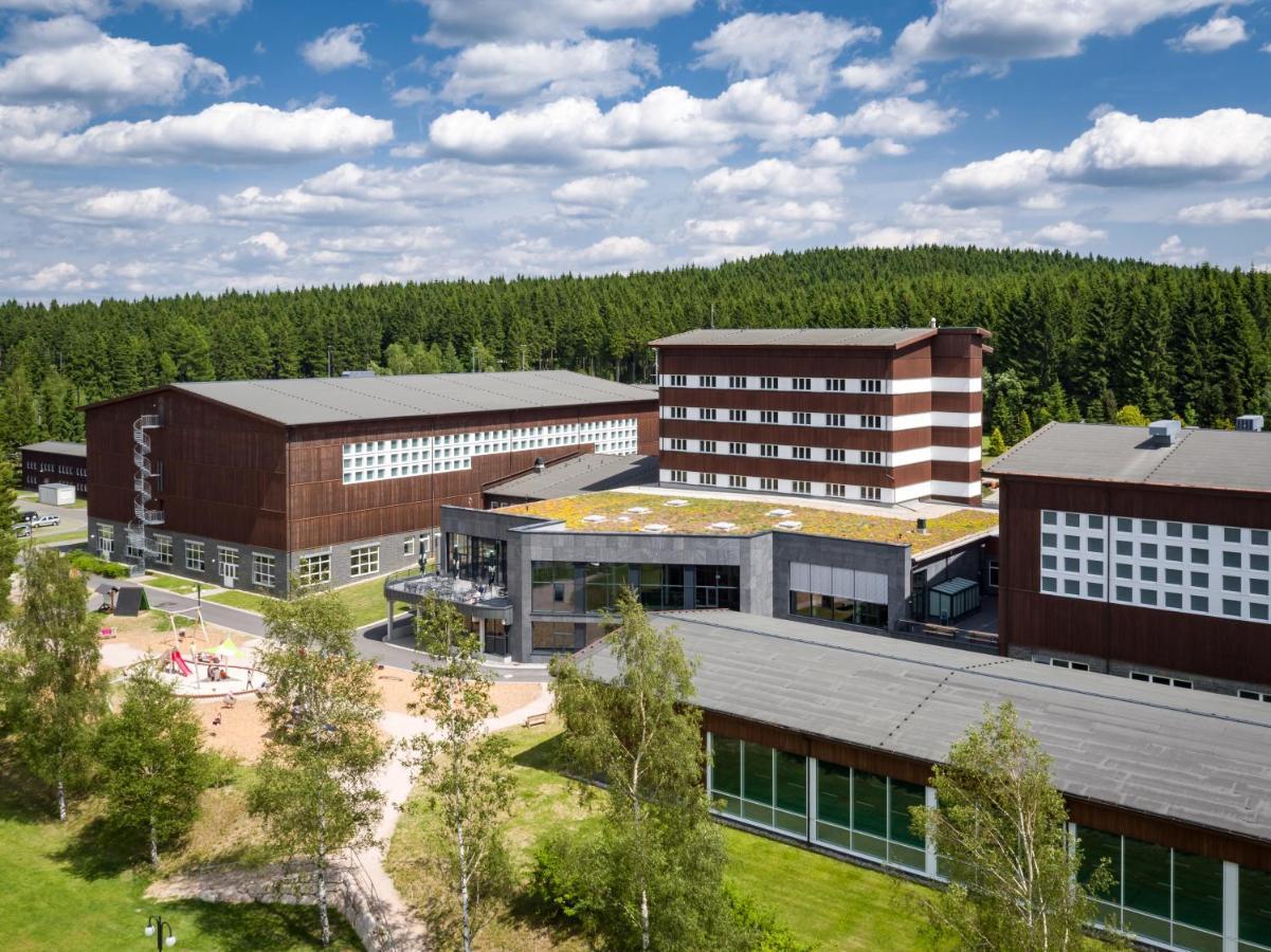 Sportpark Rabenberg Hotel Брайтенбрун Екстериор снимка