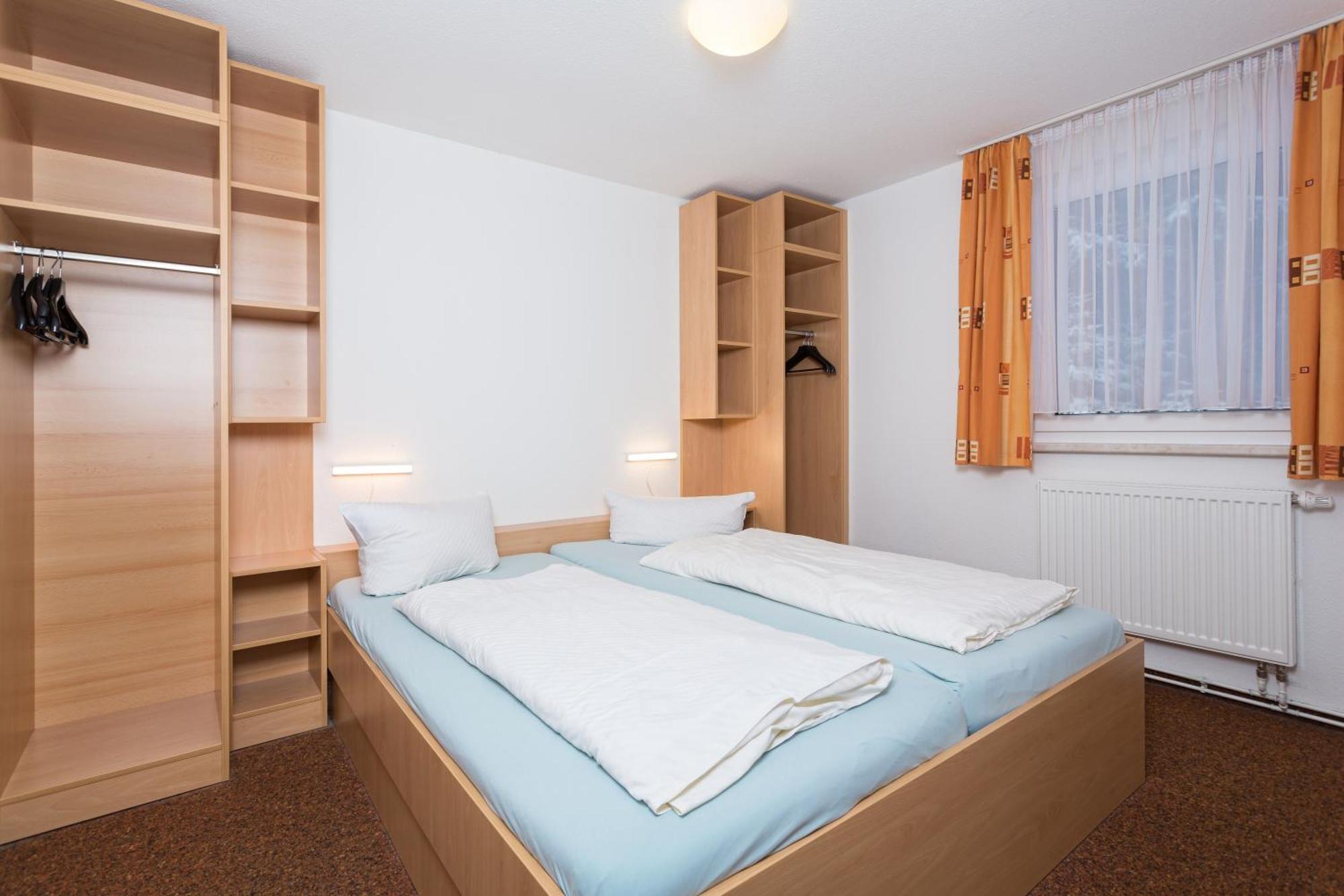 Sportpark Rabenberg Hotel Брайтенбрун Екстериор снимка